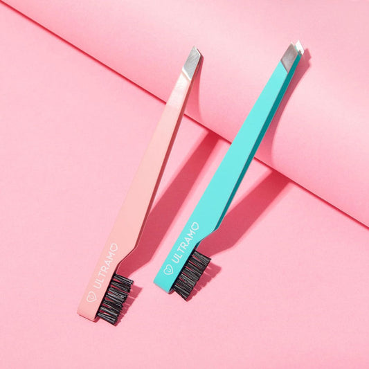 Pinzas para Depilar con Cepillo ULTRAMO – Precisión y Orden en un Solo Herramienta